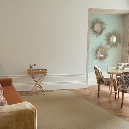 Boutique Rentals-Flores Chic In Historical Center Porto Luaran gambar