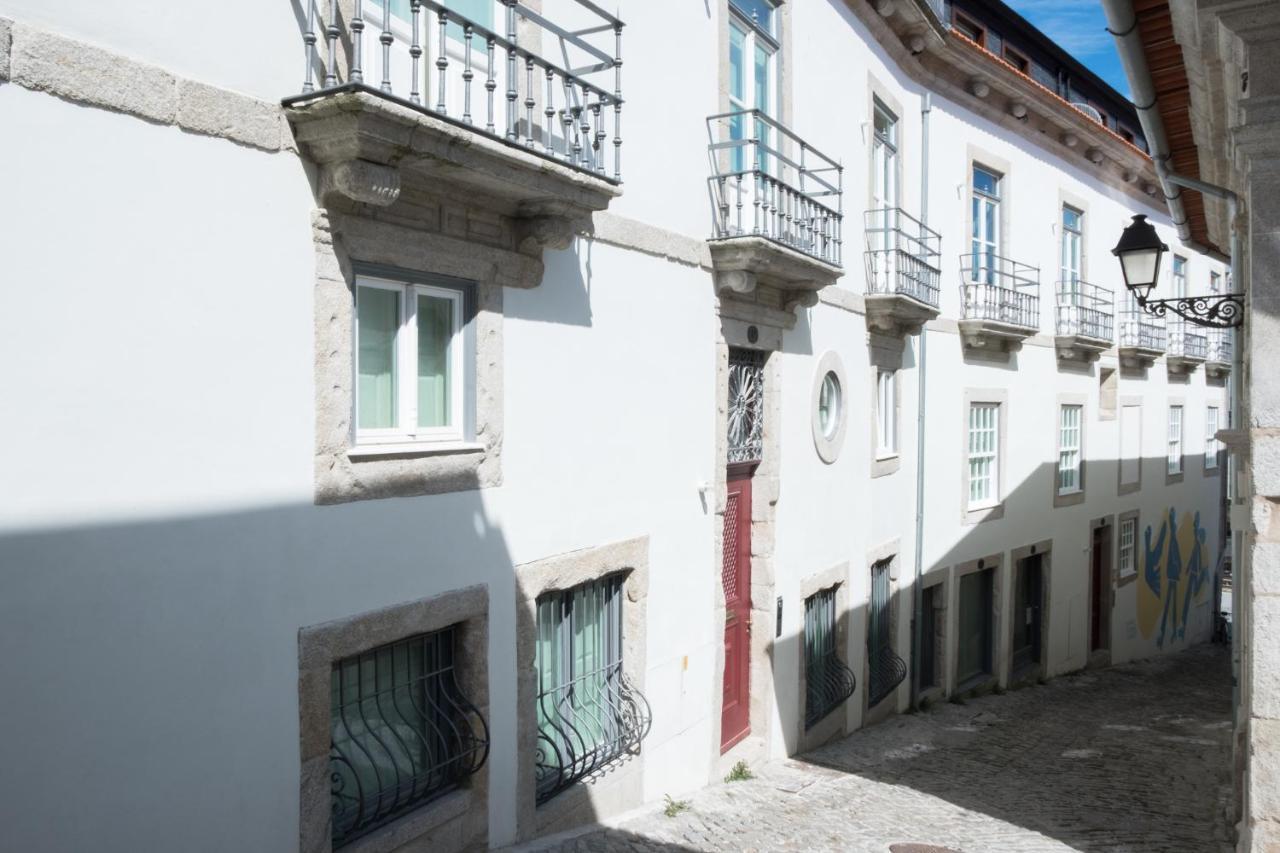 Boutique Rentals-Flores Chic In Historical Center Porto Luaran gambar