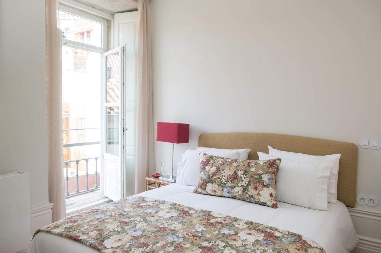 Boutique Rentals-Flores Chic In Historical Center Porto Luaran gambar