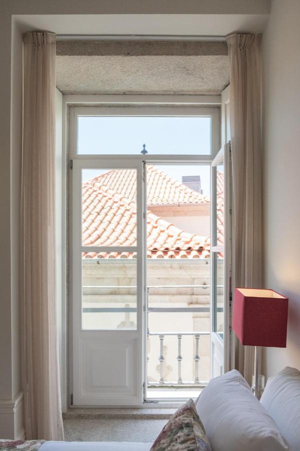 Boutique Rentals-Flores Chic In Historical Center Porto Luaran gambar