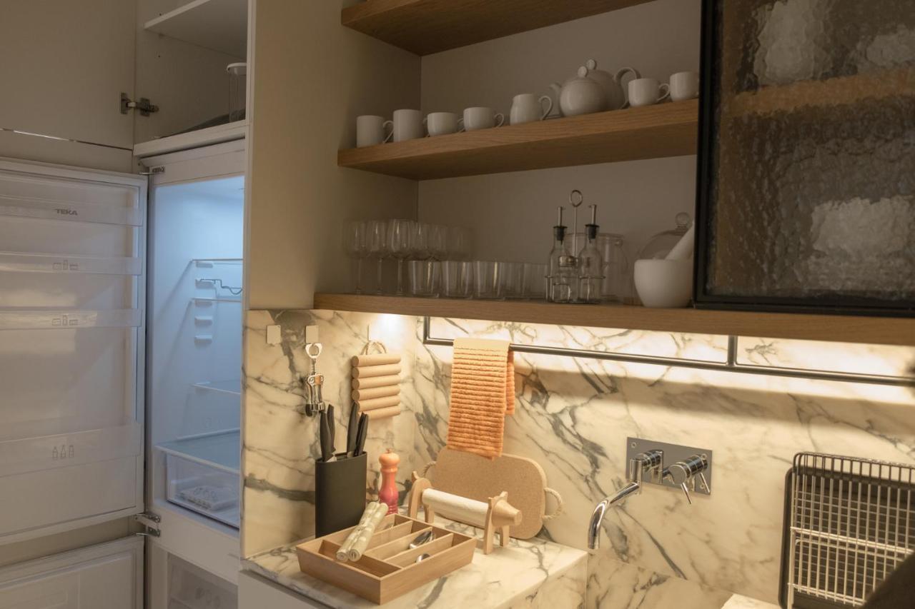 Boutique Rentals-Flores Chic In Historical Center Porto Luaran gambar